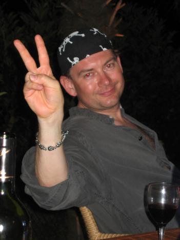 Party 203.jpg   24kb   26.03.2021 22:26:00